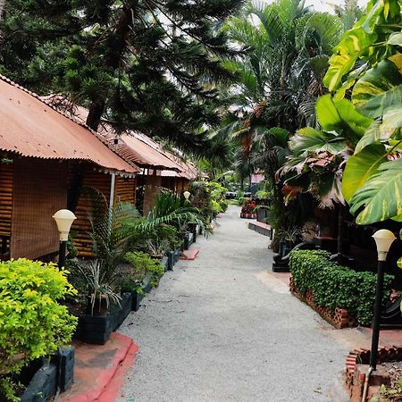 Kerala Bamboo House Varkala Exterior foto
