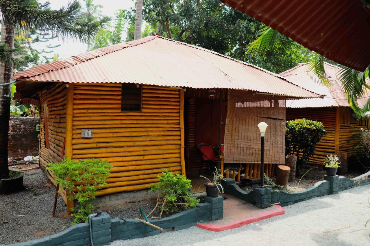 Kerala Bamboo House Varkala Exterior foto